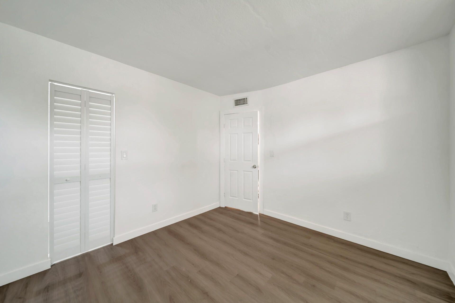6001 NW 61st Avenue, Unit 112, Tamarac, FL 33319 Photo