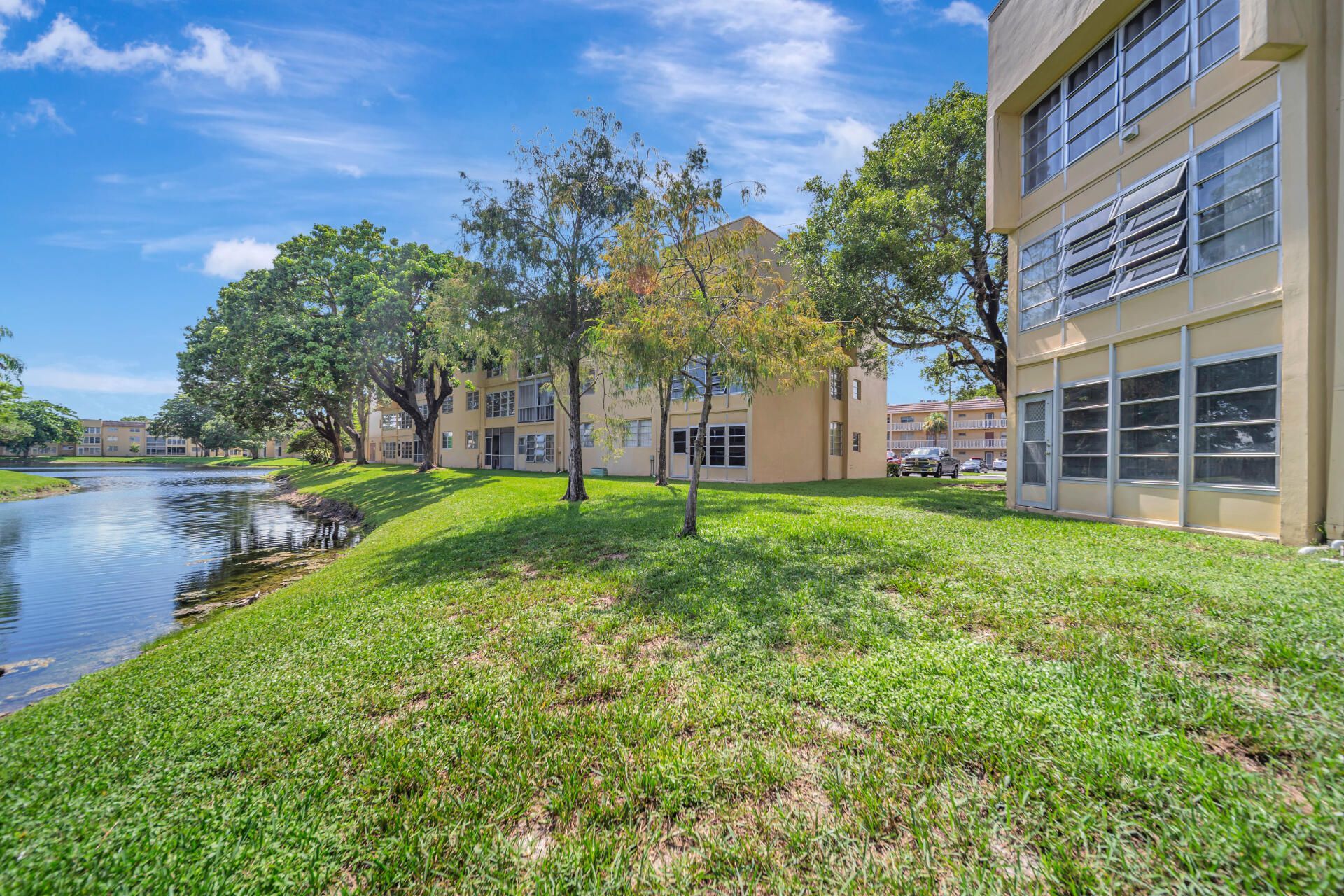 6001 NW 61st Avenue, Unit 112, Tamarac, FL 33319 Photo