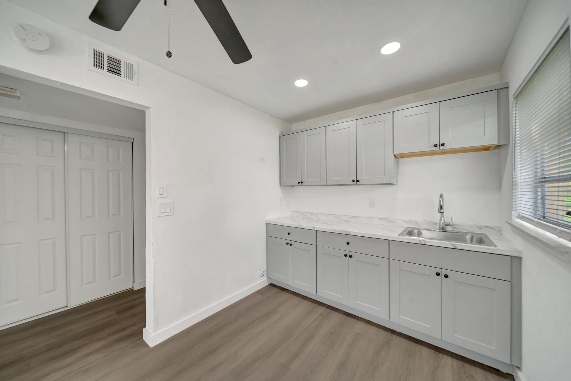 6001 NW 61st Avenue, Unit 112, Tamarac, FL 33319 Photo