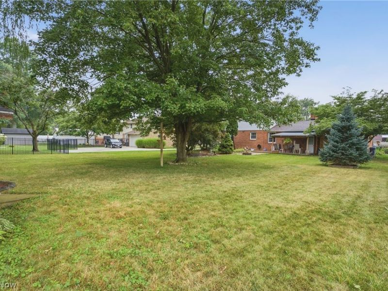 1120 20th Street SW, Massillon, OH 44647 Photo 11