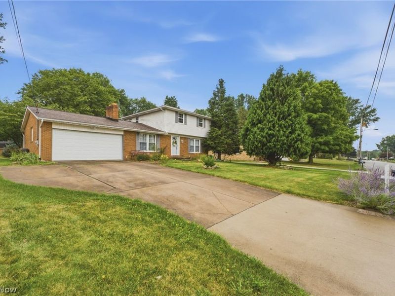 1120 20th Street SW, Massillon, OH 44647 Photo 2