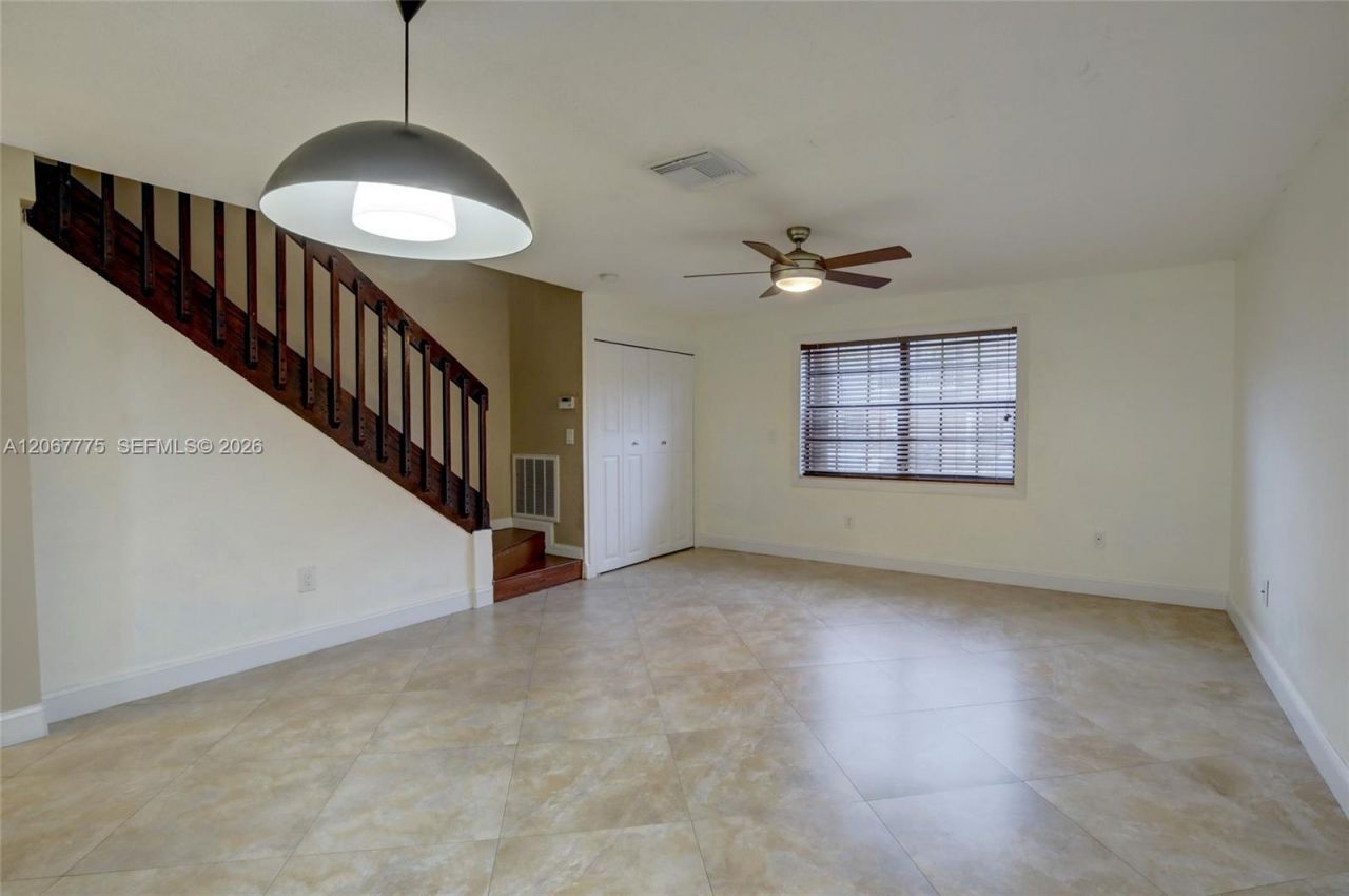 9874 Hammocks Blvd , Unit 108-49, Miami, FL 33196 Photo