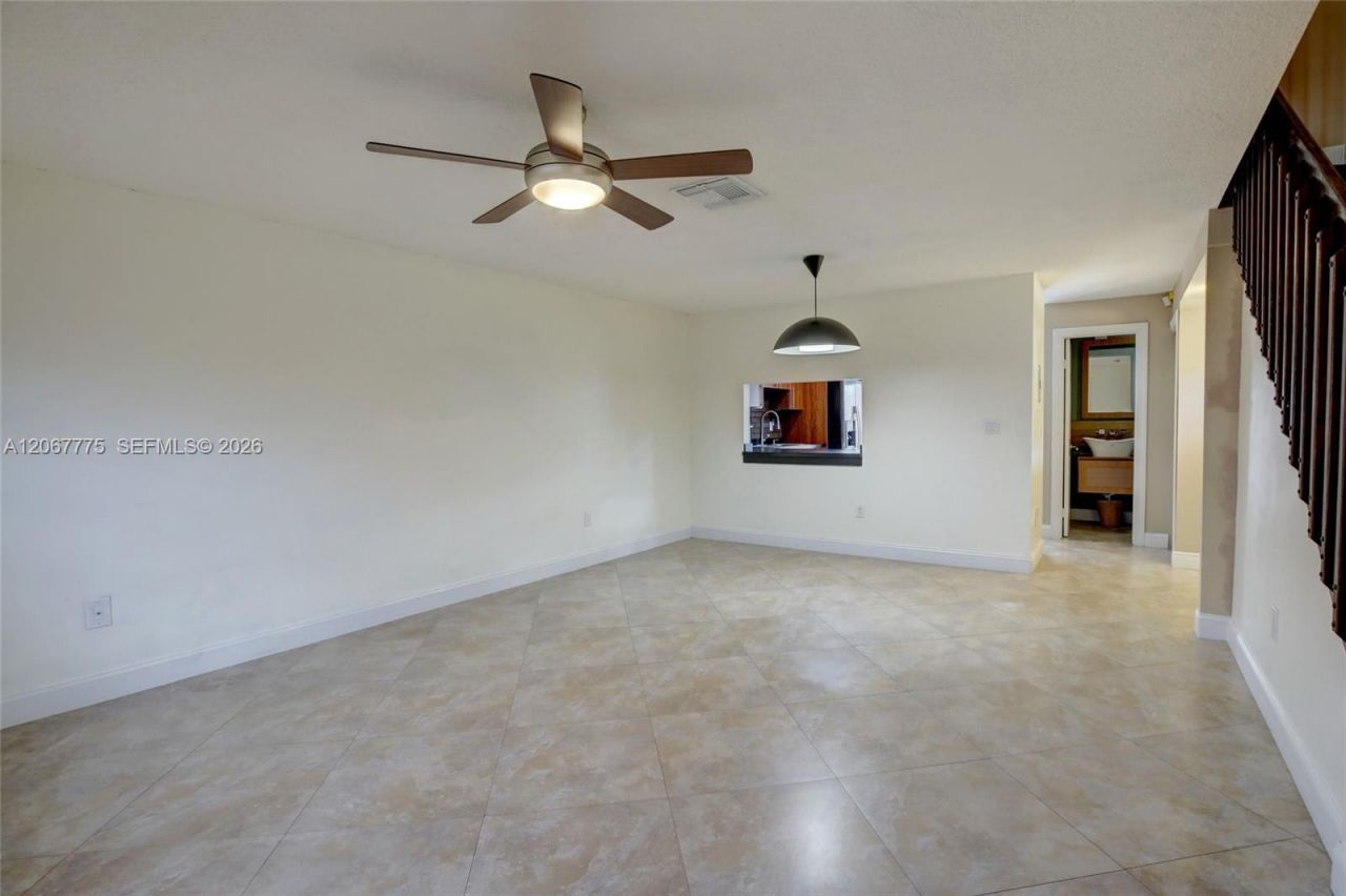 9874 Hammocks Blvd , Unit 108-49, Miami, FL 33196 Photo