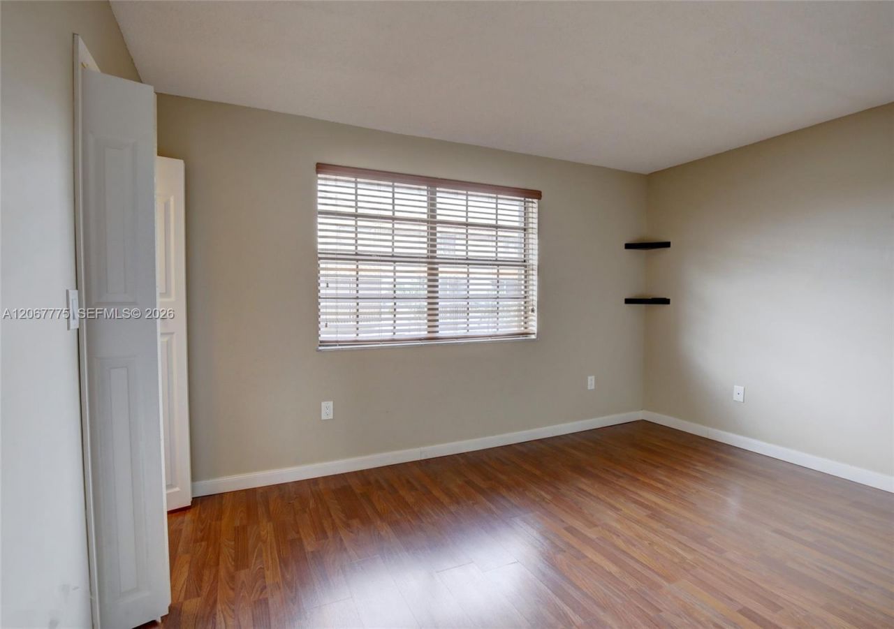 9874 Hammocks Blvd , Unit 108-49, Miami, FL 33196 Photo