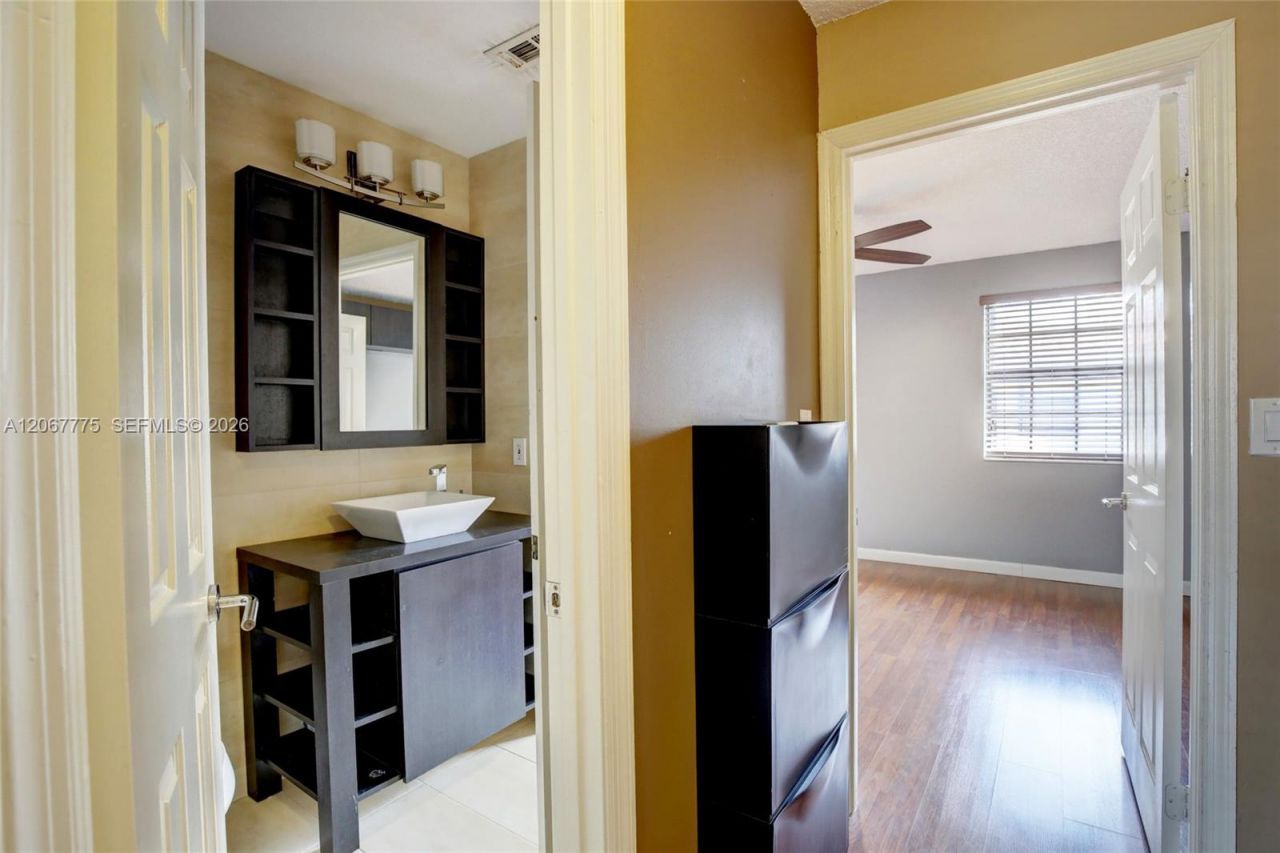 9874 Hammocks Blvd , Unit 108-49, Miami, FL 33196 Photo