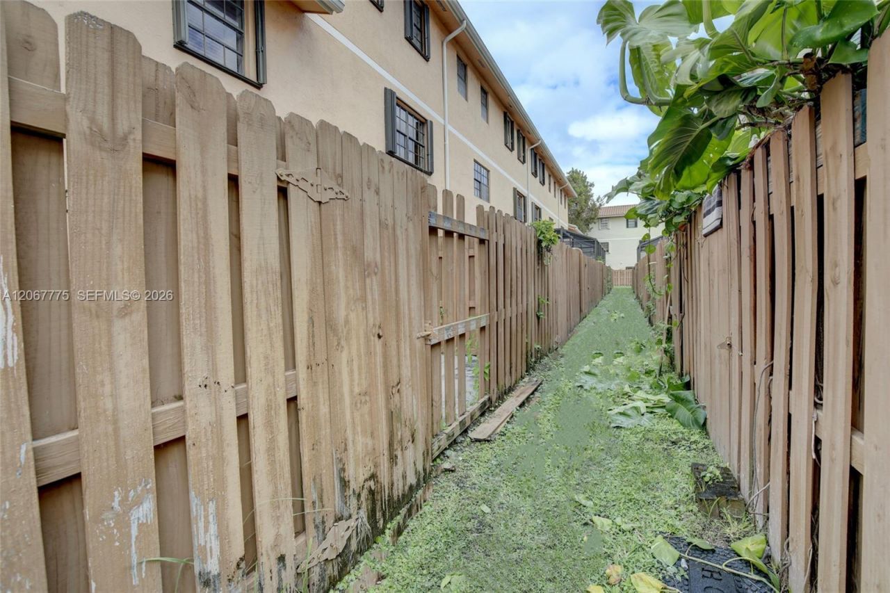 9874 Hammocks Blvd , Unit 108-49, Miami, FL 33196 Photo