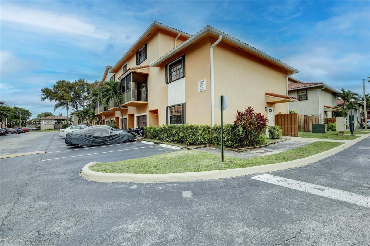 9874 Hammocks Blvd , Unit 108-49, Miami, FL 33196 Photo