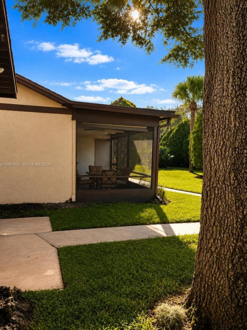 4633 Vilabella Dr, Unit 4633, Sebring, FL 33872 Photo