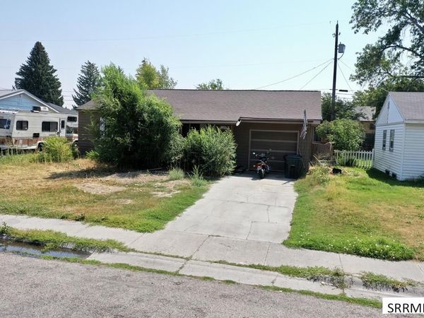 385 Tendoy Drive, IDAHO FALLS, ID 83401