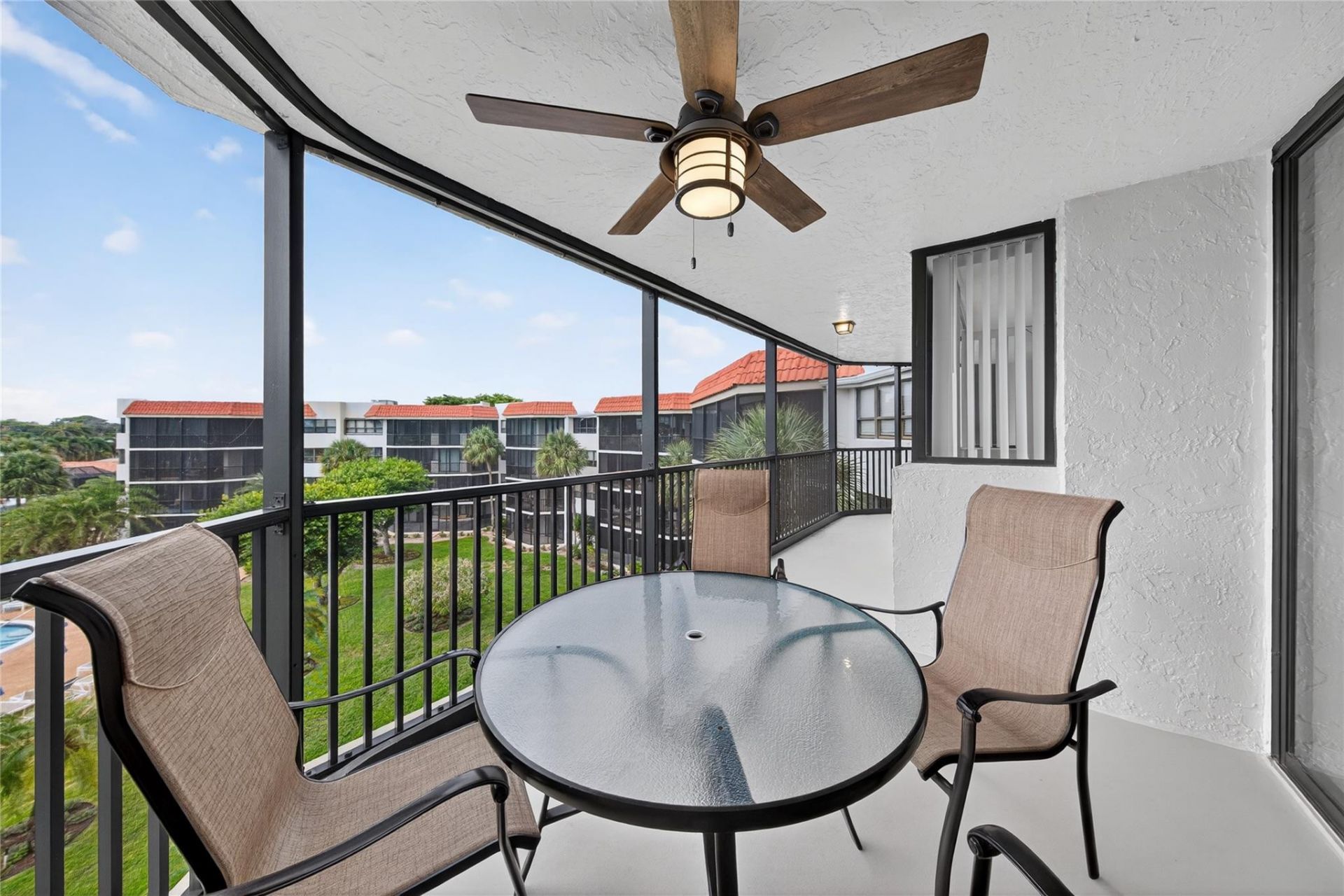 800 Jeffery Street, Unit 405, Boca Raton, FL 33487 Photo