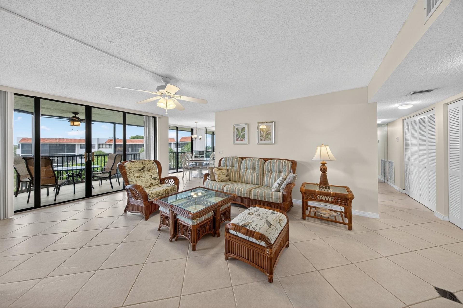 800 Jeffery Street, Unit 405, Boca Raton, FL 33487 Photo