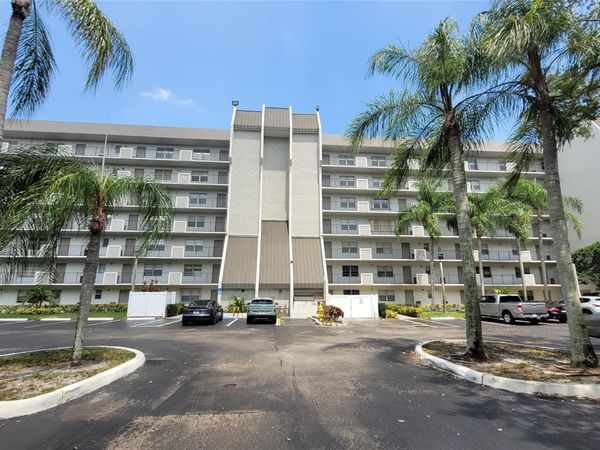 3100 W ROLLING HILLS Circle, Unit 609, Davie, FL 33328