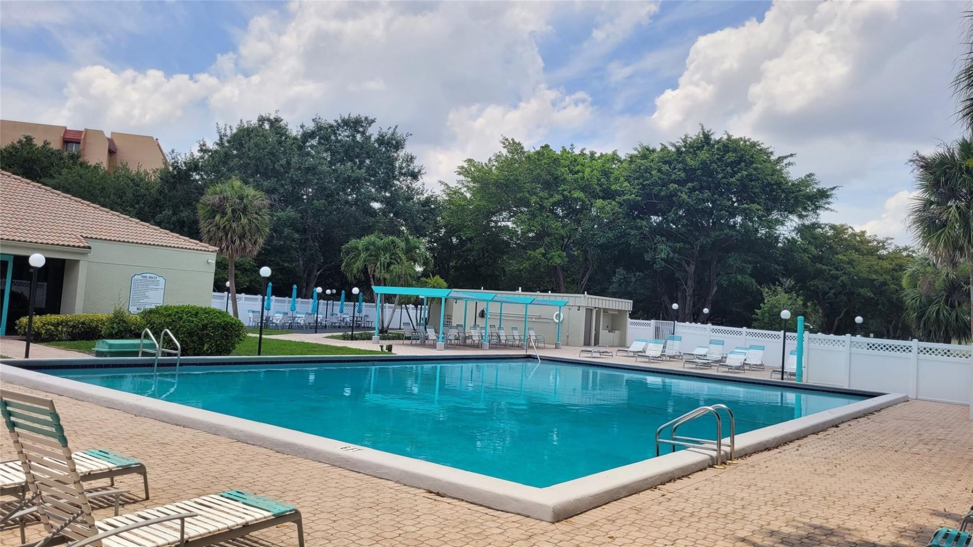 3100 W Rolling Hills Circle, Unit 609, Davie, FL 33328 Photo
