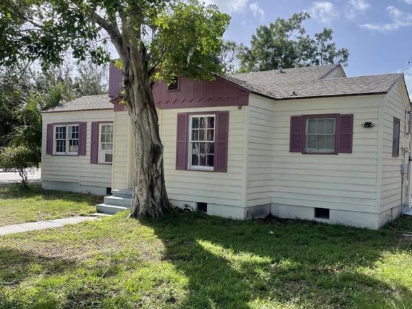 729 S 11th Street, Fort Pierce, FL 34950