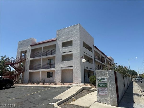 1381 E University Avenue, Unit 312, Las Vegas, NV 89119