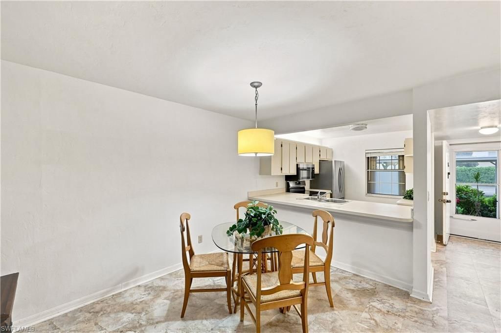 2612 Kings Lake Blvd, Unit 2-103, Naples, FL 34112 Photo