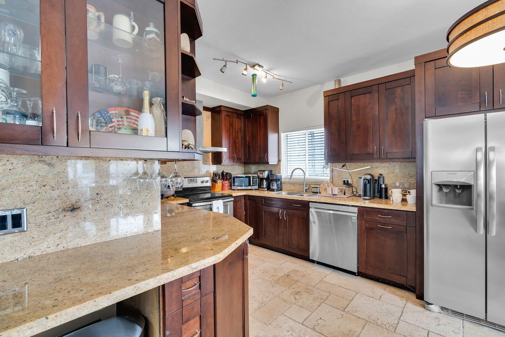 311 Buttonwood Circle, Key Largo, FL 33037 Photo