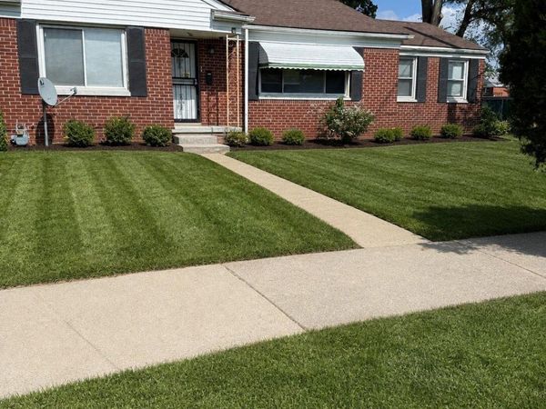18110 SNOWDEN Street, Detroit, Mi 48235