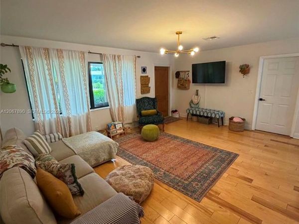 401 SE 3rd Pl , Deerfield Beach, FL 33441
