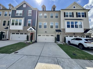 822 Richmont Grove Lane, Apex, NC 27523