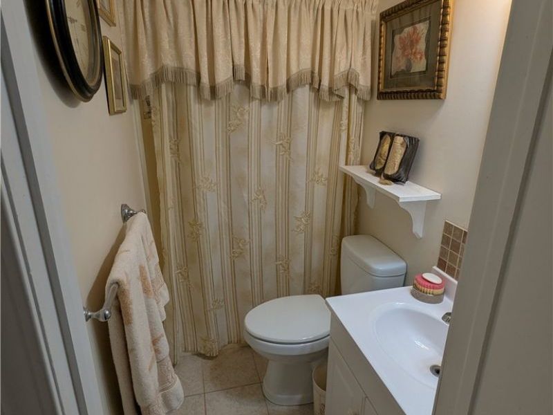 111 Gaywood Drive, Saint Clairsville, OH 43950 Photo 24