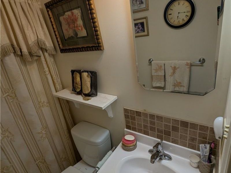 111 Gaywood Drive, Saint Clairsville, OH 43950 Photo 25