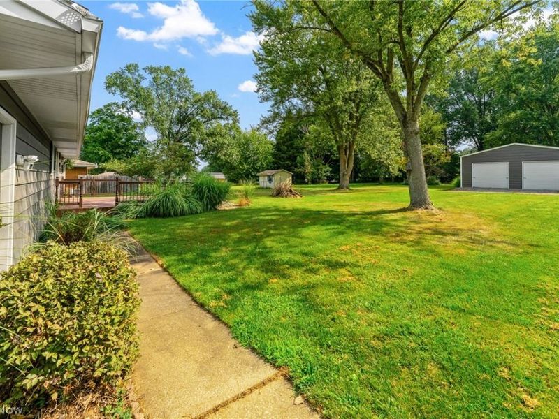 695 S 15th Street, Sebring, OH 44672 Photo 2