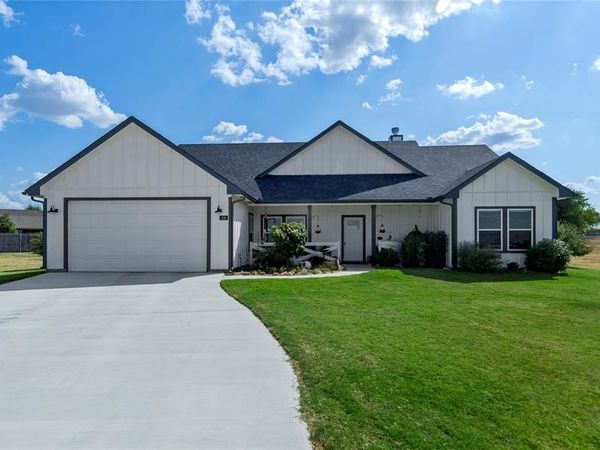 108 Daisy Court, Paradise, TX 76073