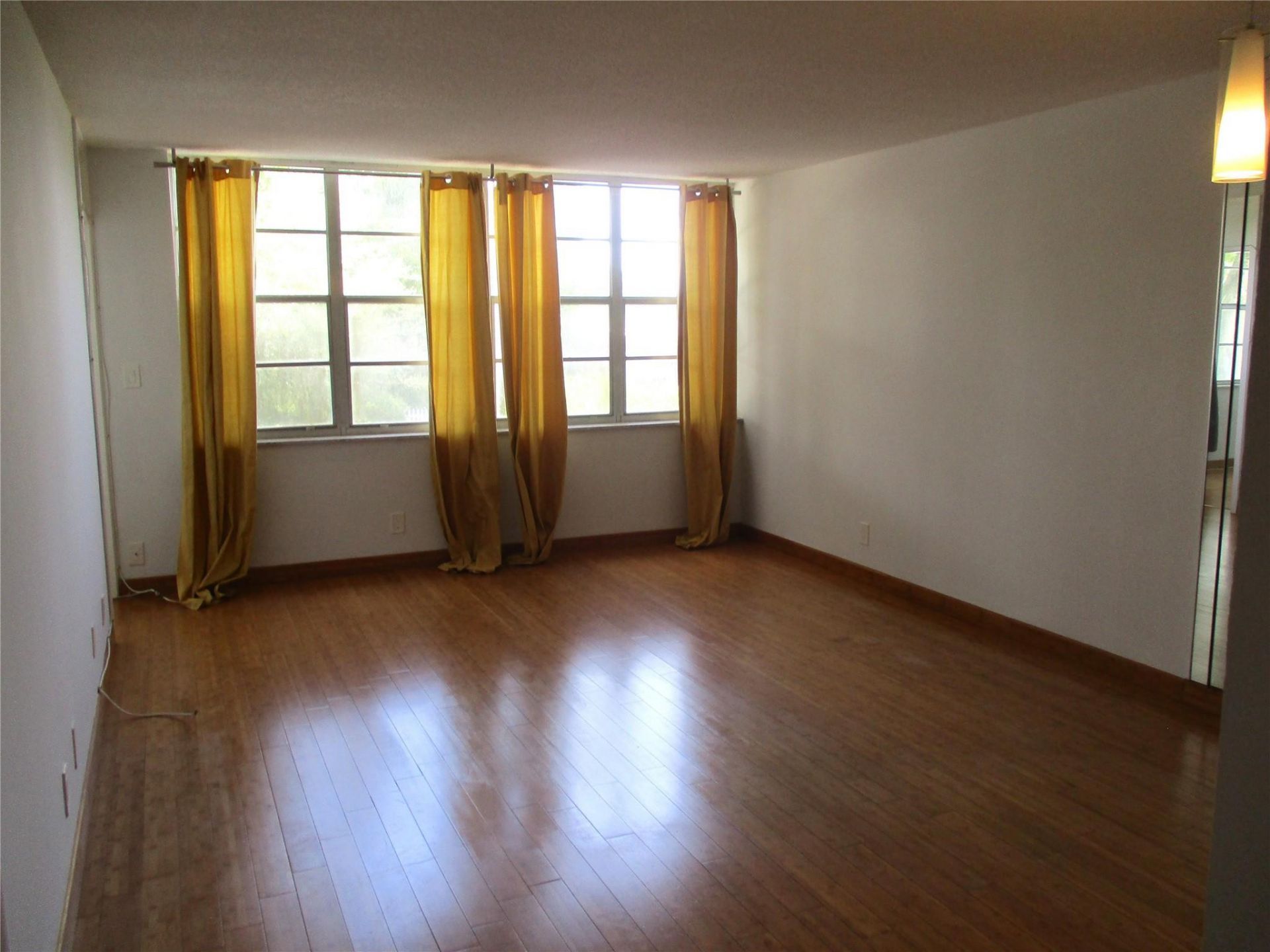 2731 Taft Street, Unit 201, Hollywood, FL 33020 Photo
