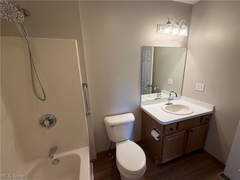 5298 Queen Ann Way, Painesville, OH 44077 Photo 14