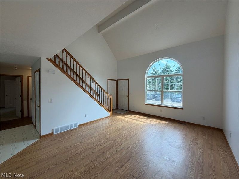 5298 Queen Ann Way, Painesville, OH 44077 Photo 17