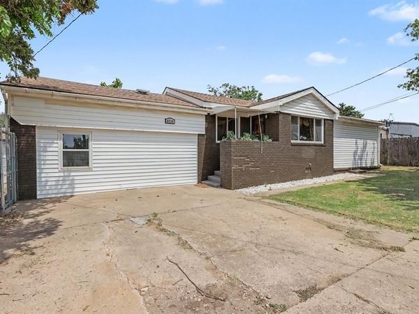 6719 NW 10th Street, Oklahoma City, OK 73127