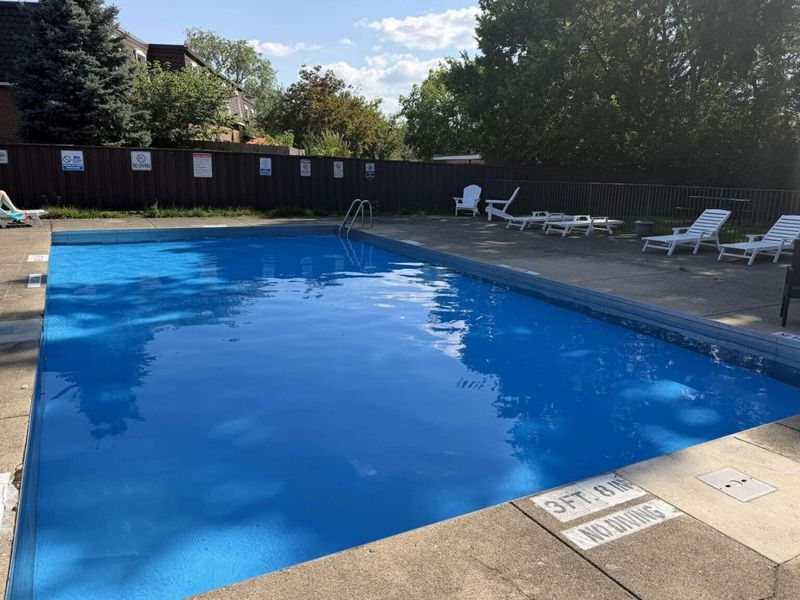 3127 Arlingtowne Lane , Unit 5, Columbus, OH 43221 Photo 2