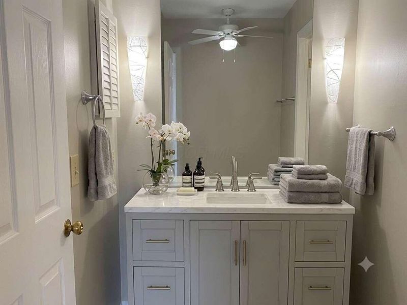 3127 Arlingtowne Lane , Unit 5, Columbus, OH 43221 Photo 8