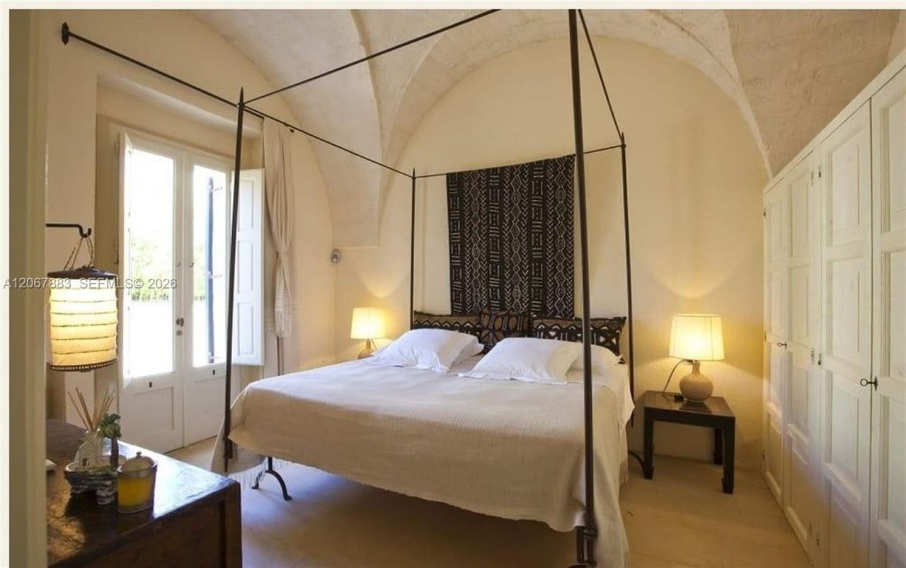 1 Ruffano Italy , , FL 00000 Photo