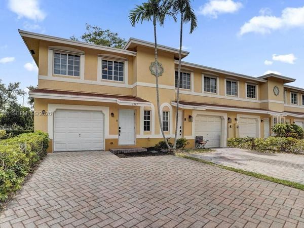 1363 Avon Ln , North Lauderdale, FL 33068