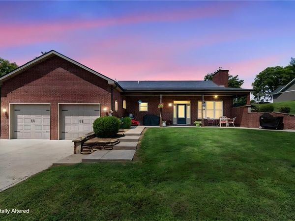 105 S Maple Street, Carrollton, MO 64633