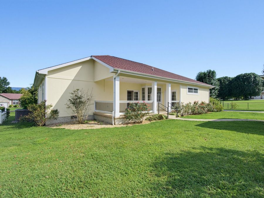 Property Image 9