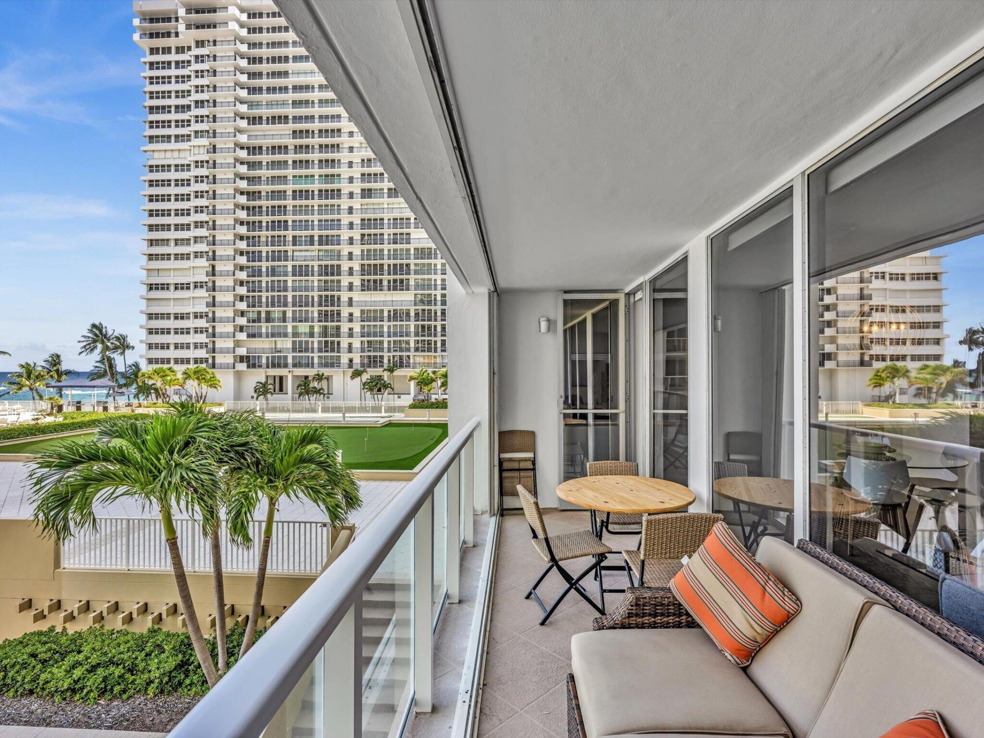 4300 N Ocean Boulevard, Unit 2D, Fort Lauderdale, FL 33308 Photo
