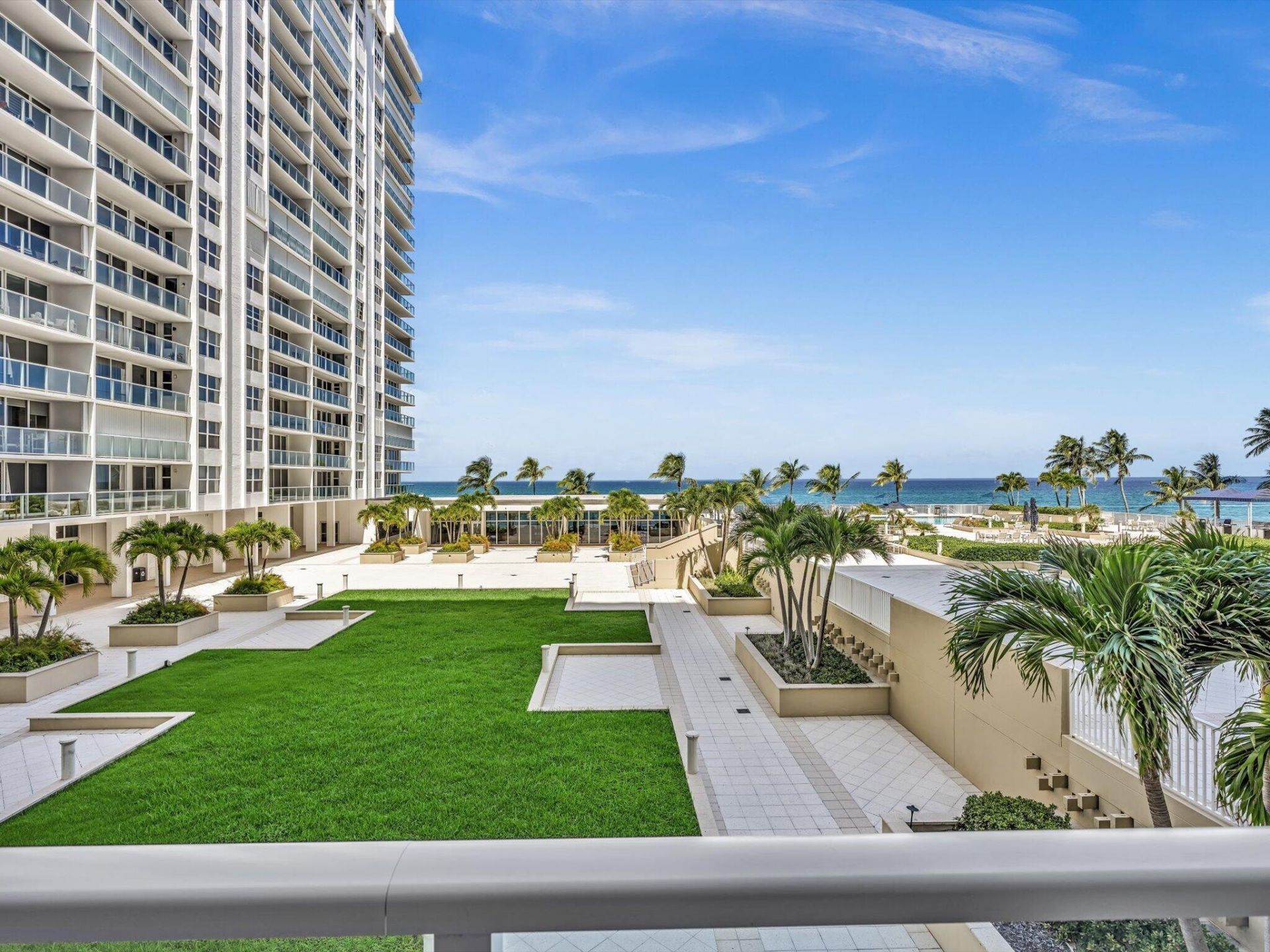 4300 N Ocean Boulevard, Unit 2D, Fort Lauderdale, FL 33308 Photo