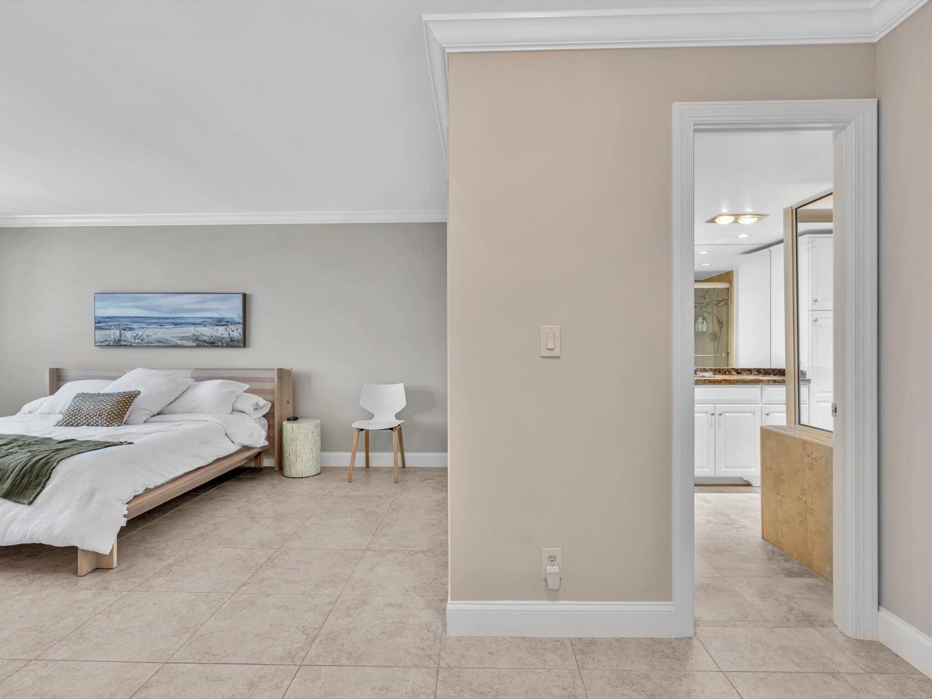 4300 N Ocean Boulevard, Unit 2D, Fort Lauderdale, FL 33308 Photo