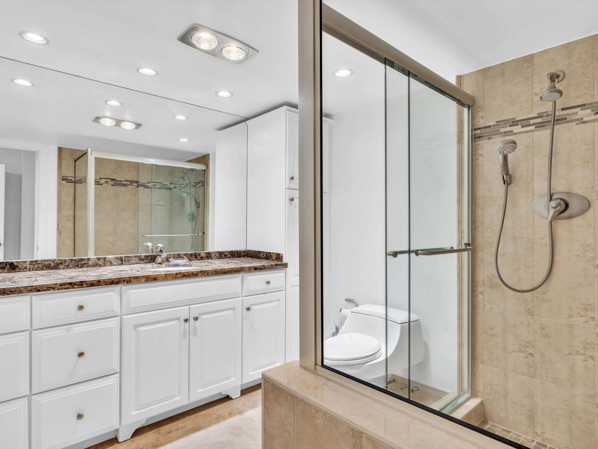 4300 N Ocean Boulevard, Unit 2D, Fort Lauderdale, FL 33308 Photo