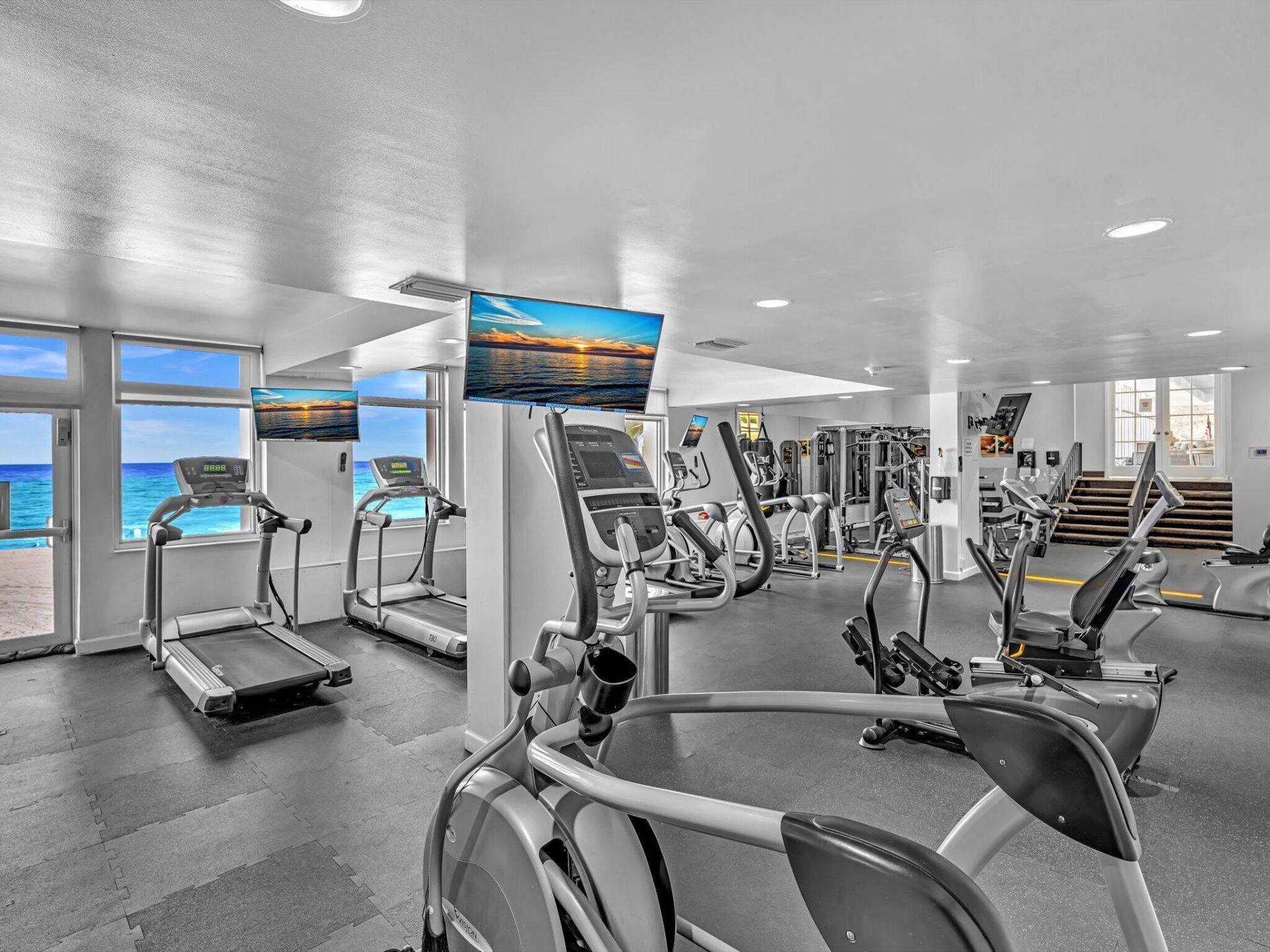 4300 N Ocean Boulevard, Unit 2D, Fort Lauderdale, FL 33308 Photo