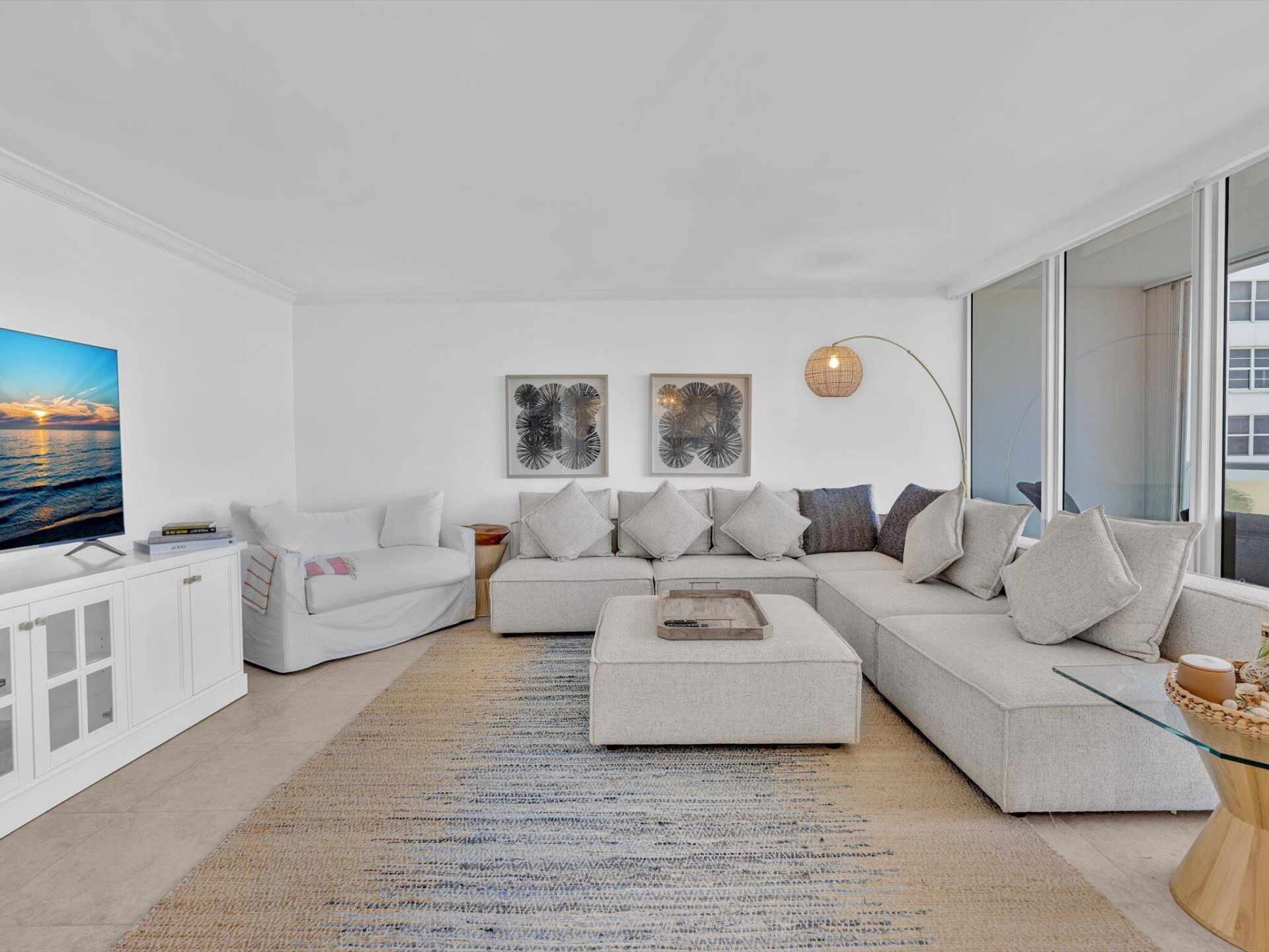 4300 N Ocean Boulevard, Unit 2D, Fort Lauderdale, FL 33308 Photo