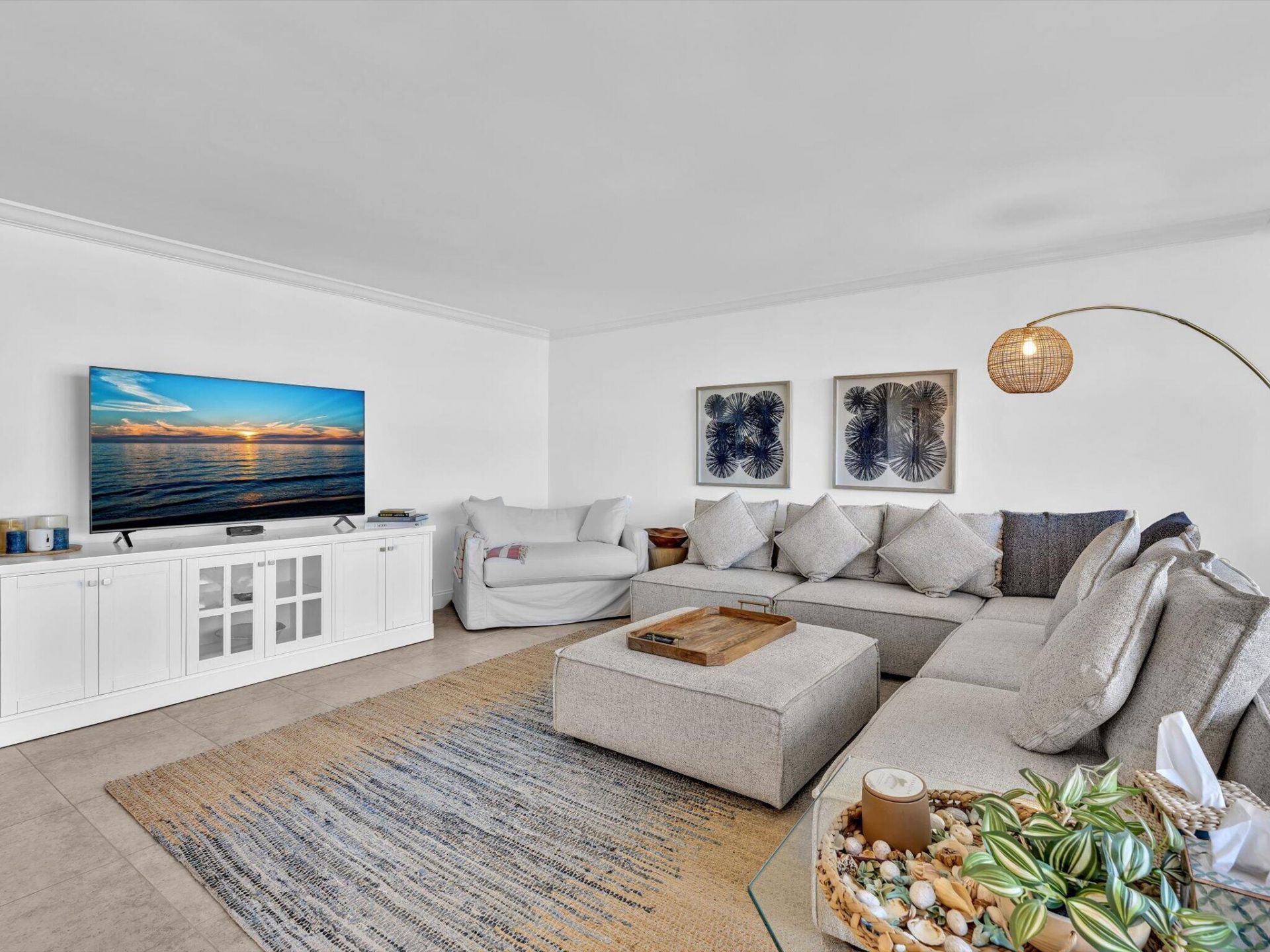 4300 N Ocean Boulevard, Unit 2D, Fort Lauderdale, FL 33308 Photo