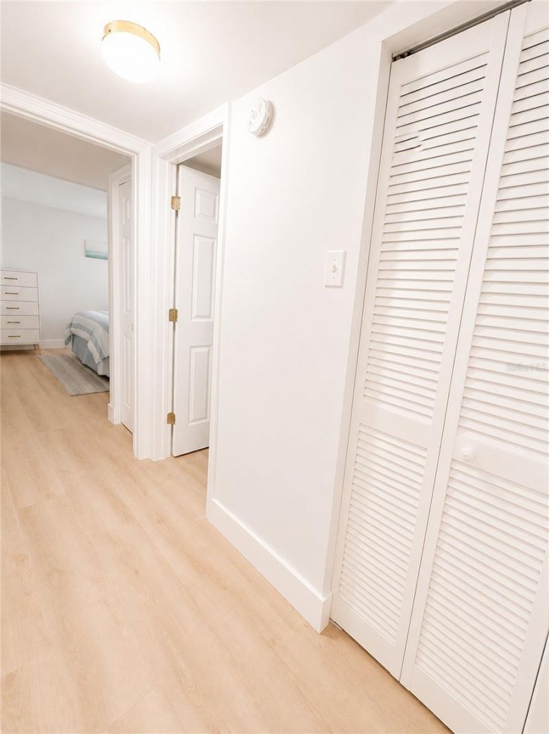 6051 Sun Boulevard, Unit 111, Saint Petersburg, FL 33701 Photo