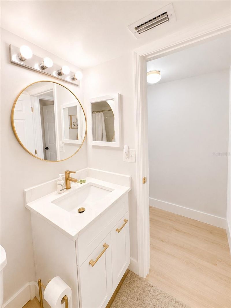 6051 Sun Boulevard, Unit 111, Saint Petersburg, FL 33701 Photo