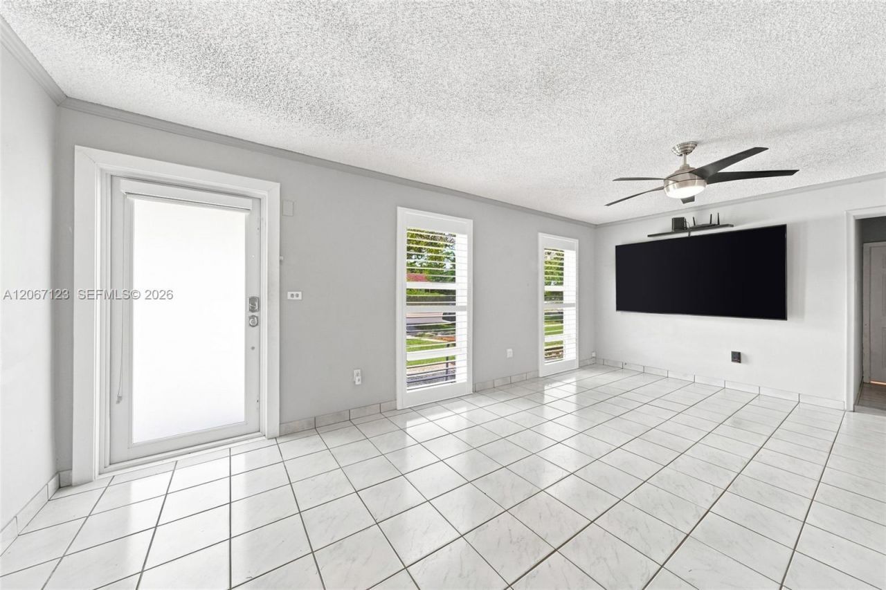 5525 SW 112th Ave, Miami, FL 33165 Photo