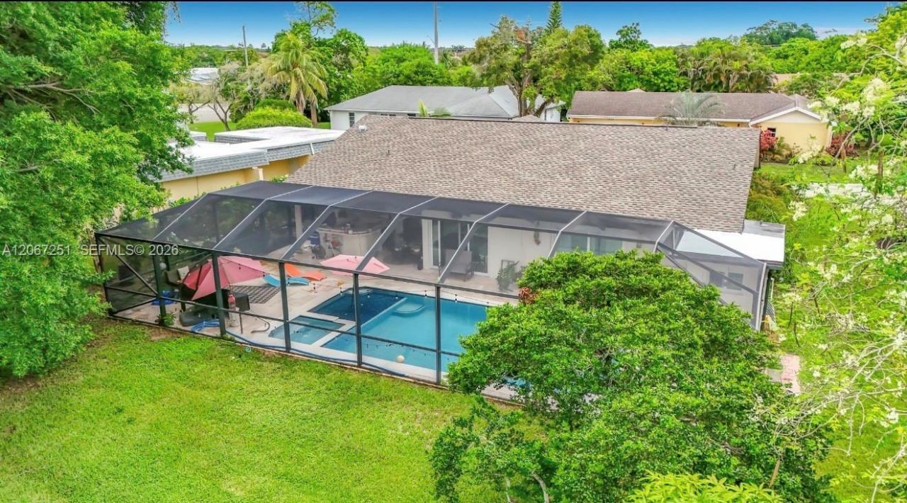 5403 Bayberry Ln, Tamarac, FL 33319 Photo