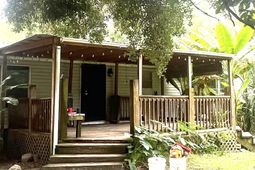 734 Henry Street photo 4